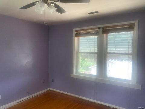 3700 Oakmount Ave, Saint Louis, MO 63121 photo 4