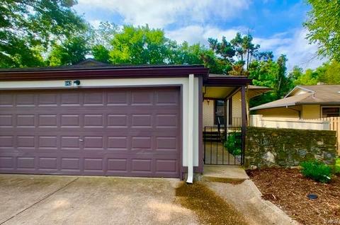 842 Conestoga Dr, Manchester, MO 63021 photo 1