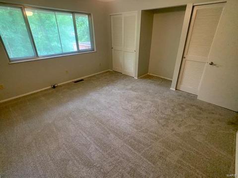 842 Conestoga Dr, Manchester, MO 63021 photo 9