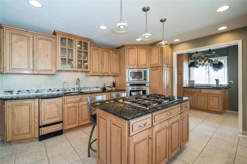 1711 Warmington Ct, Ballwin, MO 63021 photo 25