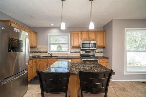 209 Monroe Mill Dr, Ballwin, MO 63011 photo 17