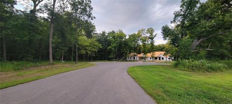 535 Castle Rock Bend Dr, Saint Paul, MO 63366