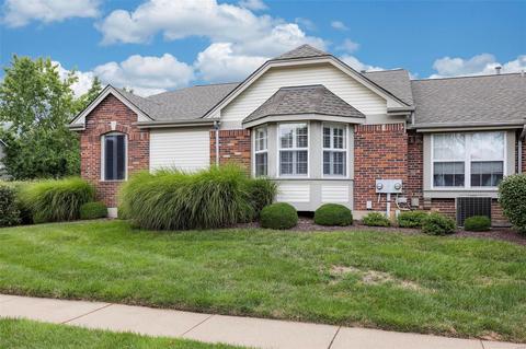 15724 Eldon Ridge Dr, Chesterfield, MO 63017 photo 2