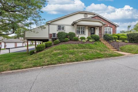 15724 Eldon Ridge Dr, Chesterfield, MO 63017 photo 3