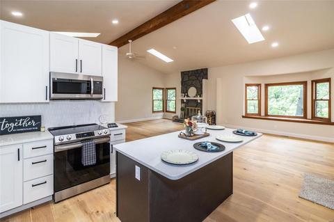 1302 Bear Canyon Rd, Ballwin, MO 63021 photo 11
