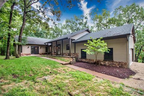 1302 Bear Canyon Rd, Ballwin, MO 63021 photo 1