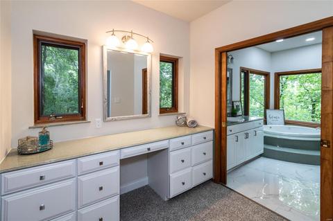1302 Bear Canyon Rd, Ballwin, MO 63021 photo 24