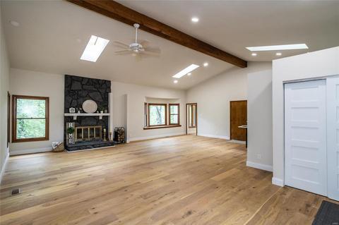 1302 Bear Canyon Rd, Ballwin, MO 63021 photo 4