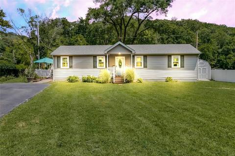 918 New Ballwin Rd, Ballwin, MO 63021 photo 1