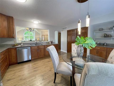 1024 Oak Glen Cir, Ballwin, MO 63021 photo 9