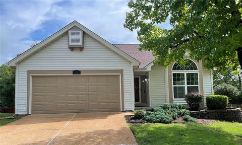 1024 Oak Glen Cir, Ballwin, MO 63021 photo 1