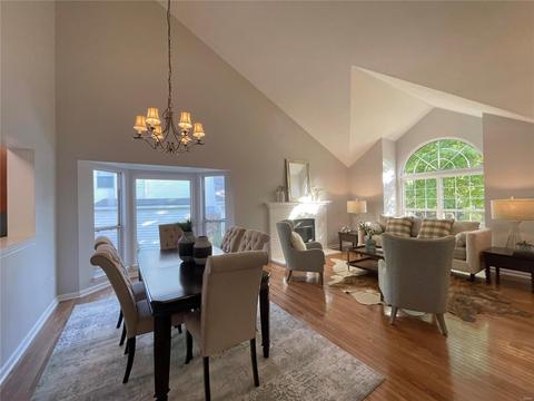 1024 Oak Glen Cir, Ballwin, MO 63021 photo 3
