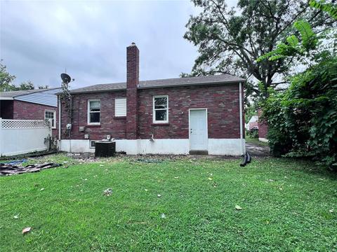 8539 Appleton Dr, Saint Louis, MO 63132 photo 3