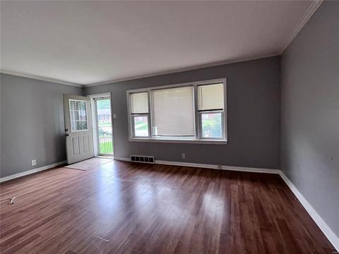 8539 Appleton Dr, Saint Louis, MO 63132 photo 5
