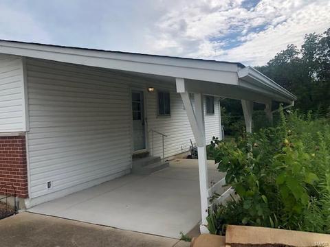 412 Westridge Dr, O'fallon, MO 63366 photo 2