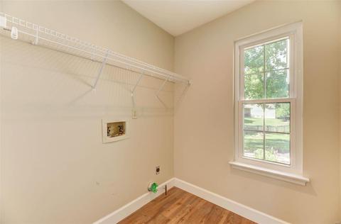 705 Fox Briar Ln, Ballwin, MO 63021 photo 12