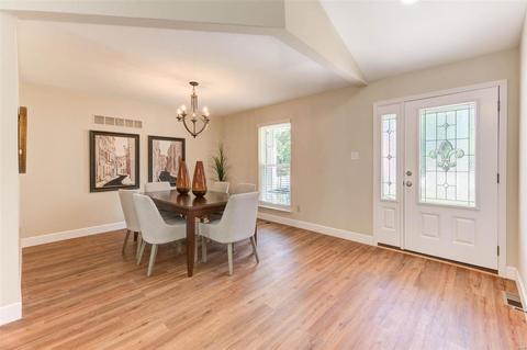705 Fox Briar Ln, Ballwin, MO 63021 photo 11