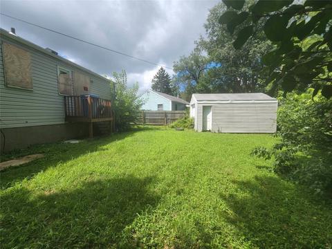 6301 Everett Dr, Saint Louis, MO 63134 photo 2