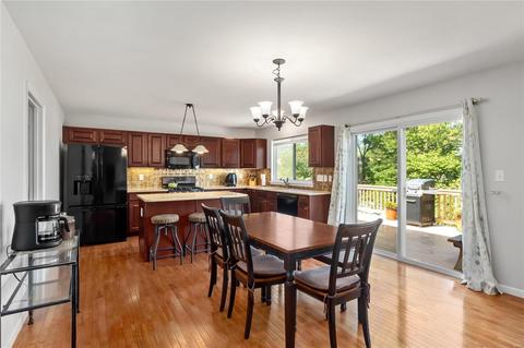 1409 Noyack Dr, O'fallon, MO 63366 photo 3