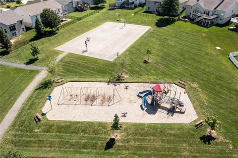 1409 Noyack Dr, O'fallon, MO 63366 photo 31