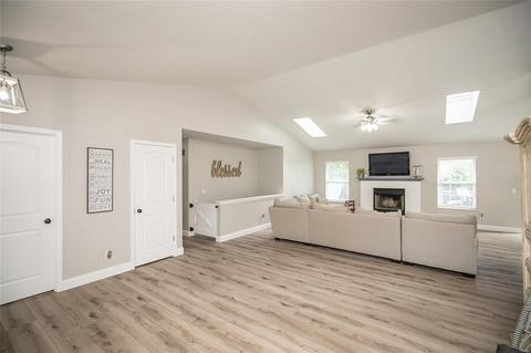 2707 Post Meadows Dr, O'fallon, MO 63368 photo 12