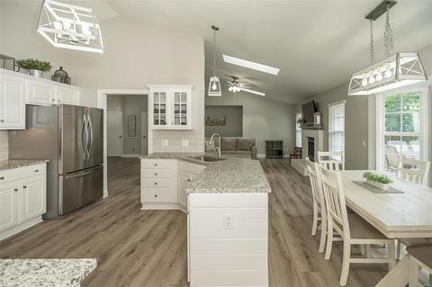 2707 Post Meadows Dr, O'fallon, MO 63368 photo 23