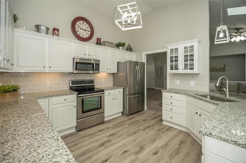 2707 Post Meadows Dr, O'fallon, MO 63368 photo 24