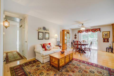 435 Breezewood Dr, Ballwin, MO 63011 photo 9