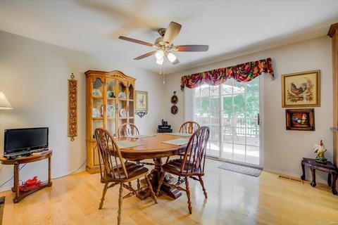 435 Breezewood Dr, Ballwin, MO 63011 photo 13