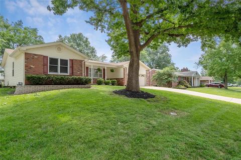 508 Ranch Dr, Manchester, MO 63011 photo 3
