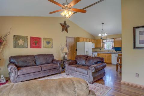 24 Jacqueline Cir, O'fallon, MO 63368 photo 9