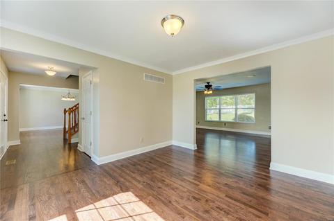 1437 Sunview Dr, O'fallon, MO 63366 photo 2