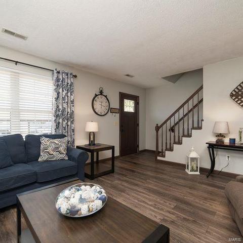 261 Carmel Woods Dr, Ellisville, MO 63021 photo 5
