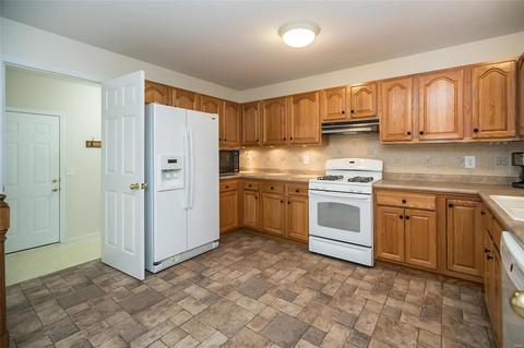 1474 Chambers Dr, O'fallon, MO 63366 photo 15