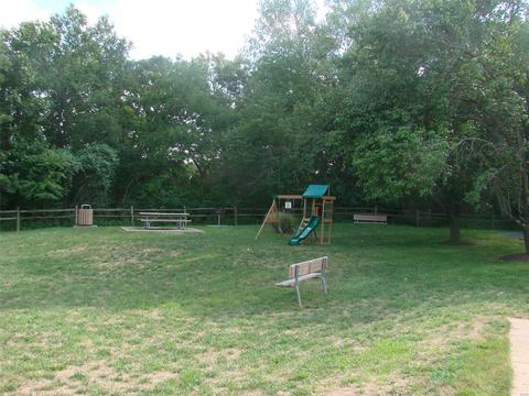 749 Ridgeside Dr #J, Ballwin, MO 63021 photo 6