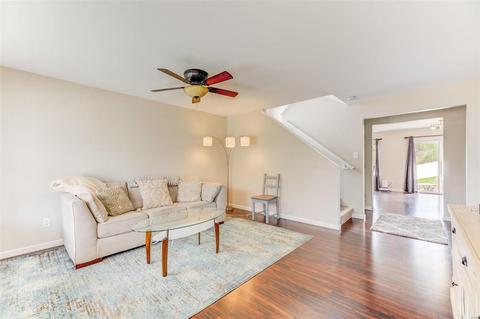 504 Springhurst Pkwy, O'fallon, MO 63368 photo 3