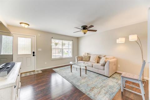 504 Springhurst Pkwy, O'fallon, MO 63368 photo 2