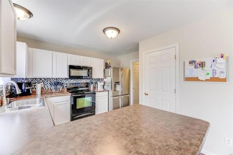 504 Springhurst Pkwy, O'fallon, MO 63368 photo 5