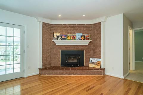 310 Wildforest Dr, Ballwin, MO 63011 photo 8