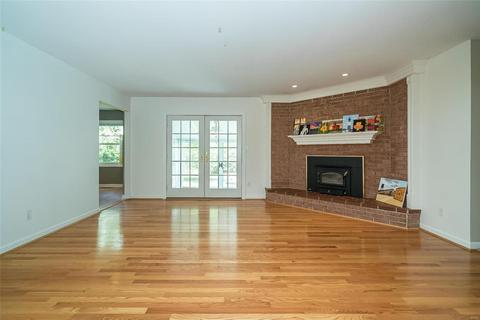 310 Wildforest Dr, Ballwin, MO 63011 photo 7