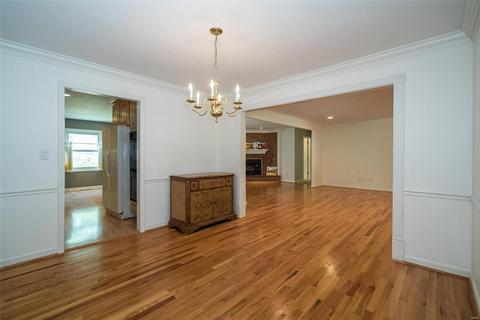 310 Wildforest Dr, Ballwin, MO 63011 photo 12