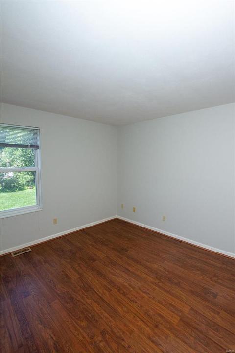 5 Schoolhouse Ct, O'fallon, MO 63368 photo 12