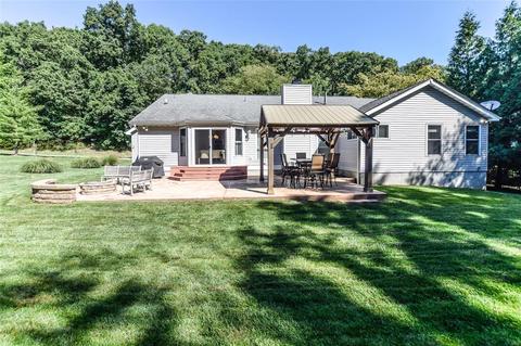 983 Kiefer Trails Dr, Ballwin, MO 63021 photo 3