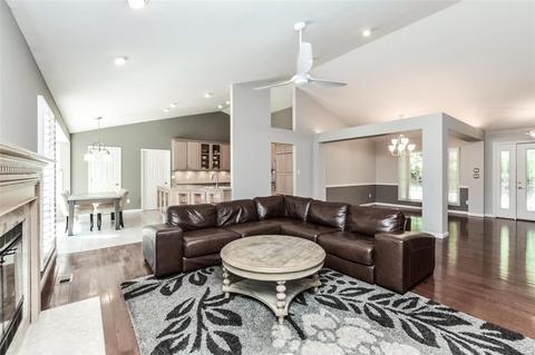 983 Kiefer Trails Dr, Ballwin, MO 63021 photo 8