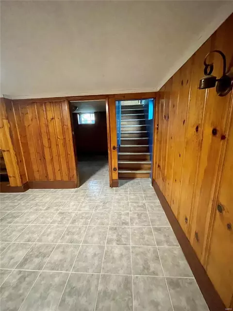 423 Warfield Ave, Ferguson, MO 63135 photo 16