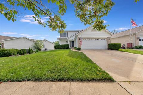 498 Chatham Dr, O'fallon, MO 63366 photo 4