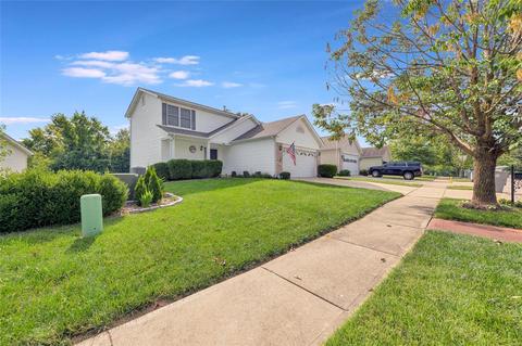 498 Chatham Dr, O'fallon, MO 63366 photo 2