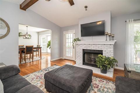 243 Brougham Dr, O'fallon, MO 63368 photo 9