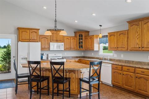 301 N Quail Point Dr, O'fallon, MO 63366 photo 15