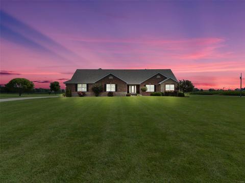 301 N Quail Point Dr, O'fallon, MO 63366 photo 1